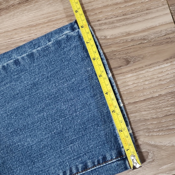 Calvin Klein Jeans Y2K Women's Size 8 Bootcut Distressed Blue Jeans Short 🌟 - Picture 16 of 16